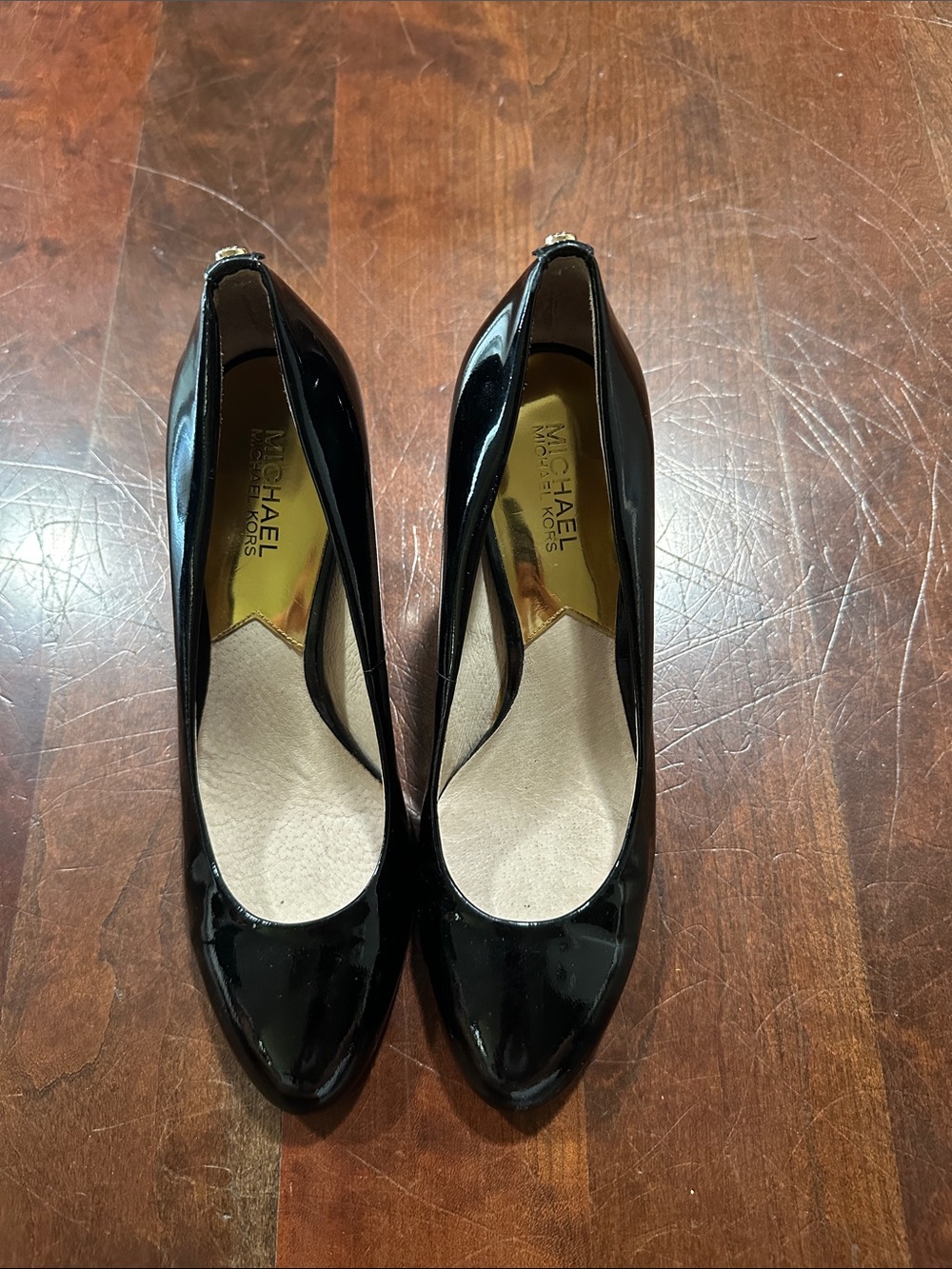 Michael Kors Black Patent Leather Pointed-Toe Pumps